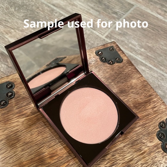 Host Pick! Rose Flesh Highlighting Powder ✨ 🌹 in Certain NWT - Picture 2 of 2
